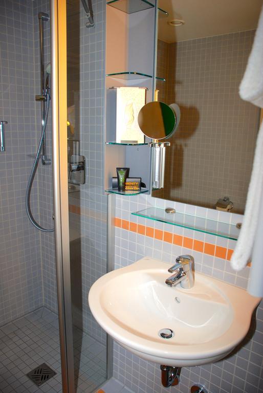 Hezelhof'S Radl-Hotel Wassertruedingen ห้อง รูปภาพ