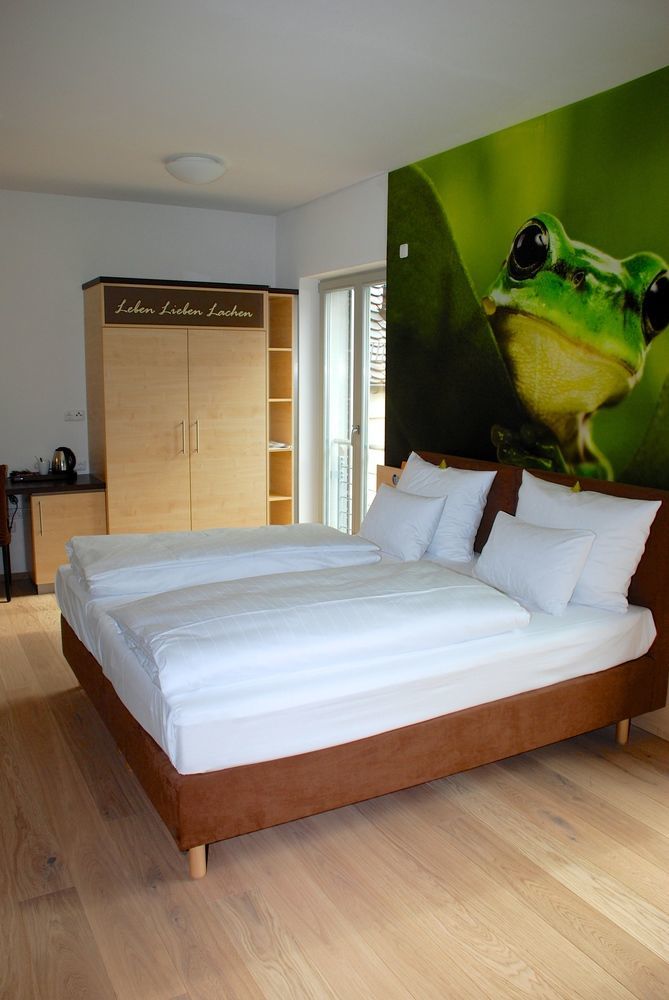 Hezelhof'S Radl-Hotel Wassertruedingen ภายนอก รูปภาพ